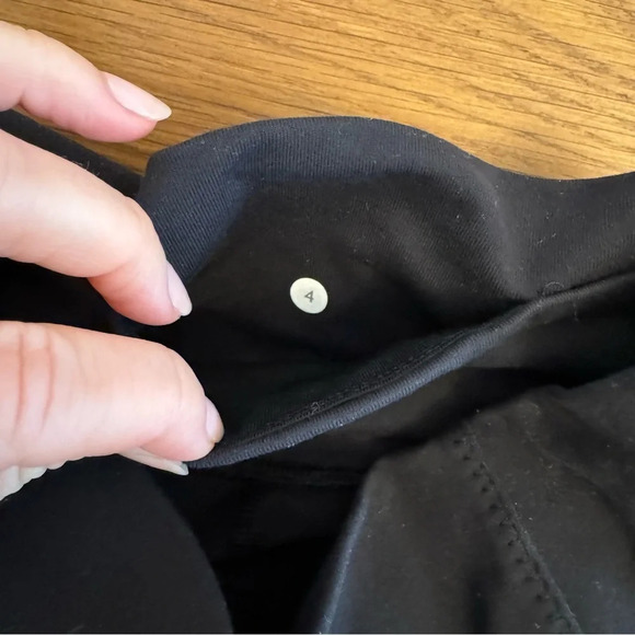 Lululemon High Times Legging (Rhythm) Size 4 - Picture 8 of 9